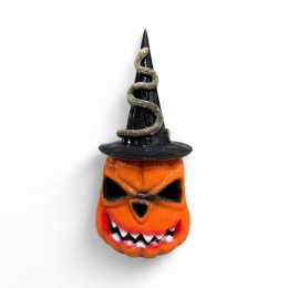 Dynia lampion z kapeluszem